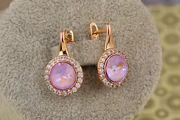 Сережки Xuping Jewelry Сваровськи Романс із бузковими каменями 2 см золотисті - мініатюра 2