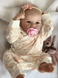 Силіконова колекційна лялька реборн новонароджена дівчинка пупс салі Reborn Dolls det0018810 - мініатюра 4