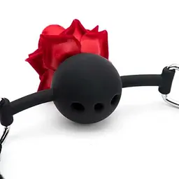 Кляп-кулька для рольових BDSM ігор Троянда Чорний K000744 - мініатюра 2