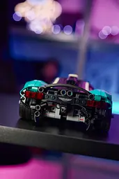Конструктор LEGO Technic Aston Martin Valkyrie 707 деталей (42208) - мініатюра 14