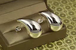Сережки гвоздики Xuping Jewelry крапля Perfect Gloss 3 см сріблясті