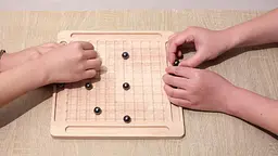 Настільна дерев'яна гра "Магнітні шахи Magnetic Battle" 23,5 х 23,5 см (00365) - мініатюра 4