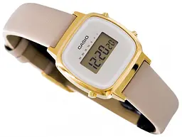 Годинник Casio LA670WEFL-9EF - мініатюра 4