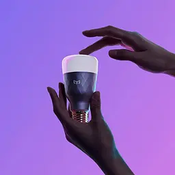 Розумна лампочка Xiaomi Yeelight Smart LED Bulb Color 1SE [YLDP001] [52538] - мініатюра 3