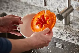 Соковижималка для цитрусових Fiskars Functional Form 1016125 - мініатюра 5