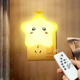Дитячий світлодіодний нічник-розетка LED з датчиком освітлення Зірочка Star T59426 Білий