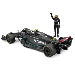 Масштабна модель автомобіля Bburago Автомодель з фігуркою - Mercedes-AMG F1 W14 E Performance, 1:24 (18-28037) - мініатюра 6
