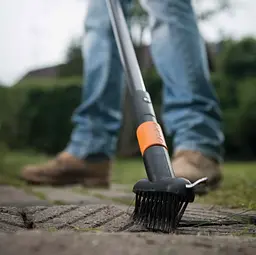 Щітка для бруківки Fiskars QuikFit 135522 (1000657) (насадка) - мініатюра 3