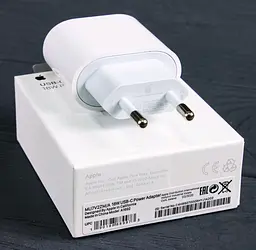 Зарядний набір блок І Type-C 18W + Cable Type-C - Lightning MU7V2