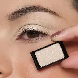 Тіні для повік Artdeco Eyeshadow Glamour з блискітками тон 372 (Glam Natural Skin) 0.8 г (228081) - мініатюра 2