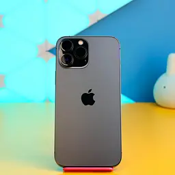 Смартфон Apple iPhone 13 Pro Max 256GB Graphite (MLLA3) Б/В [172878]
