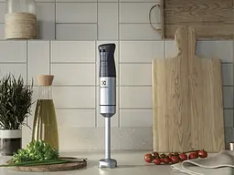 Блендер занурювальний Electrolux E5HB1-6SS чорний - мініатюра 4