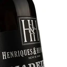 Вино Henriques&Henriques Madeira Medium Dry, біле, напівсухе, 19%, 0,5 л (7646) - мініатюра 3
