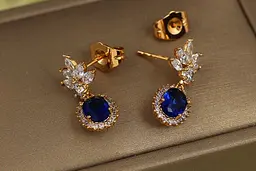 Серьги гвоздики Xuping Jewelry подвеска малинка с синим камнем 2 см золотистые - миниатюра 3