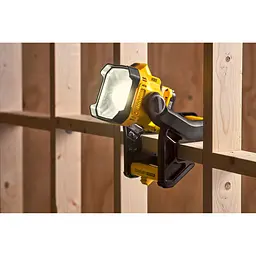 Прожектор Stanley FatMax акумуляторний V20, 1850 лм (SFMCL030B-XJ) - мініатюра 4