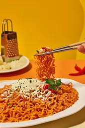 Локшина Nongshim Рамен Шин з сиром Stir Fry 136 г - мініатюра 4