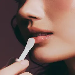 Глянцева олія-тинт для губ AXIS-Y Vita Glow Lip Oil Dreamy Olive 4.5 г - мініатюра 3