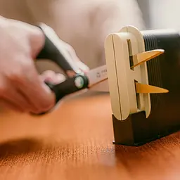 Універсальні ножиці Fiskars Functional Form 21 см (1074547) - мініатюра 8