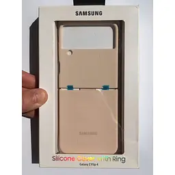 Оригінальний силіконовий чохол із кільцем Samsung для Galaxy Z Flip4 Silicone Cover with Ring Pink EF-PF721TPEGUA - мініатюра 3