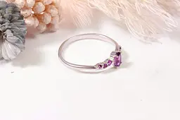 Каблучка з білого золота з аметистами 21 K-0043 - мініатюра 4