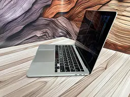 Ноутбук Apple MacBook Pro 13" 2020 i7-1068NG7/32/512 (C02DV4M9ML87) Б/в - мініатюра 3
