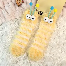 Шкарпетки дитячі у формі жовтої смугастої гусениці One Size 4274