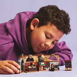 Конструктор LEGO Harry Potter Замок Гоґвортс: урок чарів 204 деталі (76442) - мініатюра 5