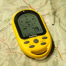 Компас Technoline EA3050 Yellow (EA3050) - мініатюра 3