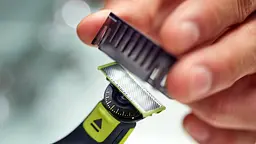 Тример для бороди та вусів Philips OneBlade 360 QP2724/31 - мініатюра 3