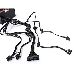 Блок живлення GameMax 700W Black (GM-700B) - мініатюра 4