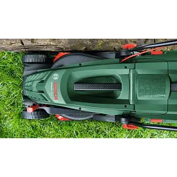 Газонокосарка Bosch UniversalRotak 37-555 1400Вт, 37см, 40л, 27-50мм, 15.5кг (0.600.8A6.501) - мініатюра 3