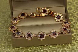 Браслет Xuping Jewelry Персія із червоними каменями 19 см золотистий