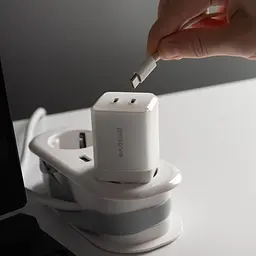 Зарядний пристрій Proove Pure GaN Max 67W (Type-C + Type-C) white (WCPU67022202) - мініатюра 7