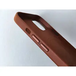 Оригінальний шкіряний чохол Apple Leather Case MagSafe для iPhone 14 Plus (6.7") Umber (MPPD3ZE/A) - мініатюра 5
