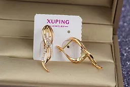 Сережки Xuping Jewelry петелька з фіанітами 2,7 см золотисті - мініатюра 2