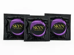 Безлатексний презерватив SKYN Elite 3 шт з матеріалу SKYNFEEL, ультратонкий, гладкий, зі змазкою, 53 мм