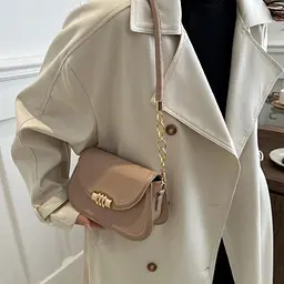 Сумочка через плече каркасна із клапаном Lilly P4-8420B біж - мініатюра 6