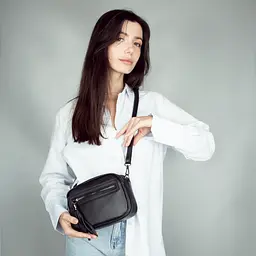 Сумка жіноча шкіряна кросободі на 3 відділення Virginia Conti 03901 чорна - мініатюра 2