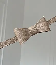Шкіряний нашийник для собак "Caviar" М чорний з бантиком (обхват шиї 34-40см) - мініатюра 8