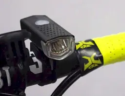 Вело фара Raypal RPL-2255 велосипедний акумуляторний водонепроникний ліхтар USB 300 Lumens 800 mAh - мініатюра 4