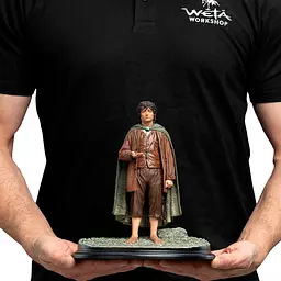 Статуетка Lord of The Rings Frodo Baggins, Ringbearer Classic Series - мініатюра 10