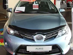 Дефлектор капоту мухобійка Toyota Auris 2012-