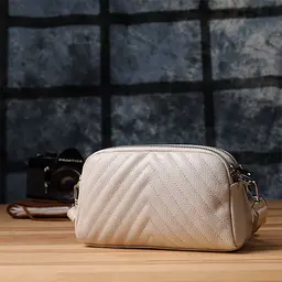 Модна сумка прошита трикутниками з натуральної шкіри Vintage 22910 біла - мініатюра 9