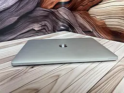 Ноутбук Apple MacBook Pro 13" 2020 i7-1068NG7/32/512 (C02F70MHML87) Б/в - мініатюра 7