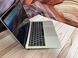 Ноутбук Apple MacBook Air 13" i5-8210Y/16/256 (FVFZ60M3LYWR) Б/в - мініатюра 4