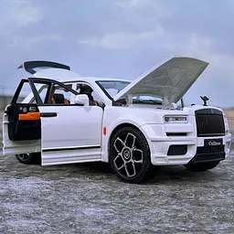 Колекційна металева модель автомобіля АвтоЕксперт Rolls-Royce Cullinan з інерцією, світлом та звуком 1:24 - мініатюра 7