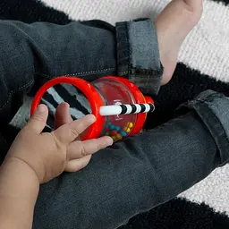 Брязкальце Baby Einstein Cal’s Sensory Shake-up (16707) - мініатюра 6