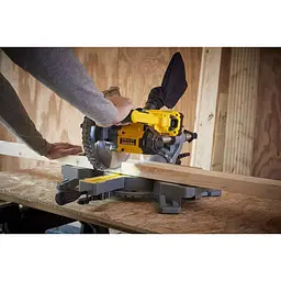 Пила торцювальна акумуляторна Stanley FatMax (SFMCS701M1-QW) - мініатюра 3