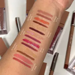 Блиск для губ  NAM Lipgloss Latex № 1 Rose Nude 3.5 мл - мініатюра 5