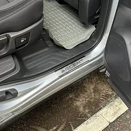 Накладки на пороги для Subaru Ascent 2019- Нержавіюча сталь із загином та Логотипом 4 шт (Premium P-SB16) - мініатюра 2